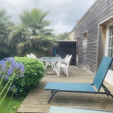 In Near Normandy Coast * Cosqueville