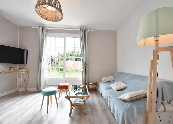 Holiday home In Near Normandy Coast *