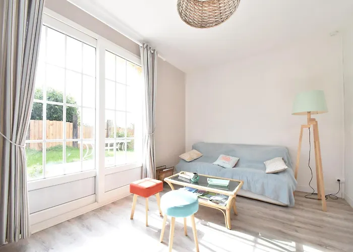 Holiday home In Near Normandy Coast *