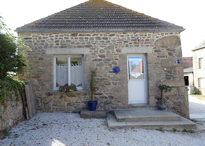 Holiday home In Near Normandy Coast Cosqueville