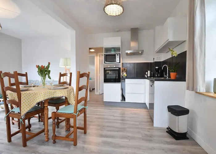 In Near Normandy Coast * Cosqueville